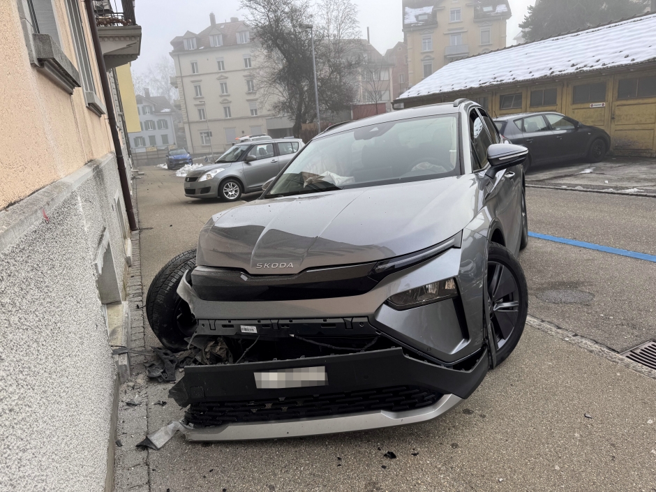 besch&auml;digtes Auto